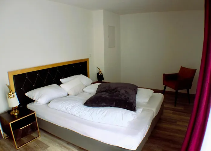 Luxurioese Und Stilvolle In Bester Lage Von Apartment *